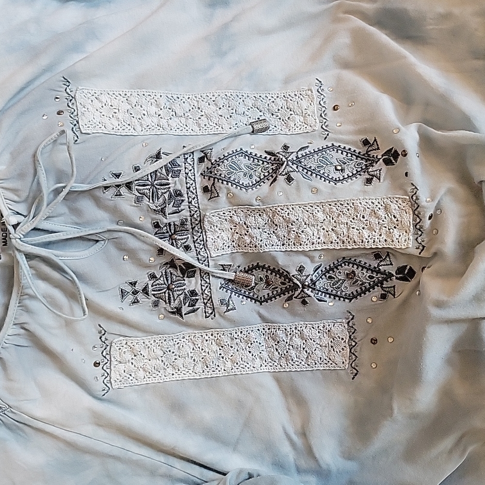 RXB Embroidered Top - Picture 2 of 3